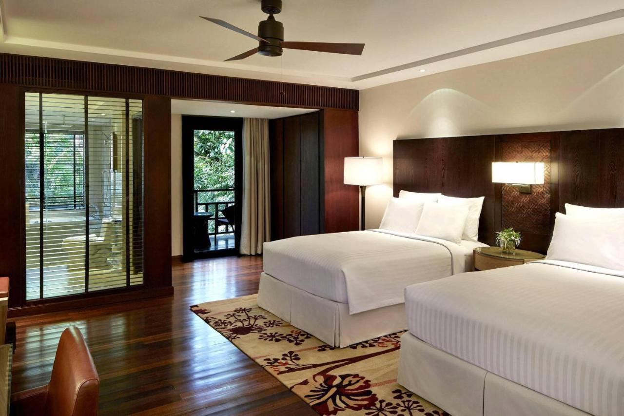 Mulu Marriott Resort Exterior photo