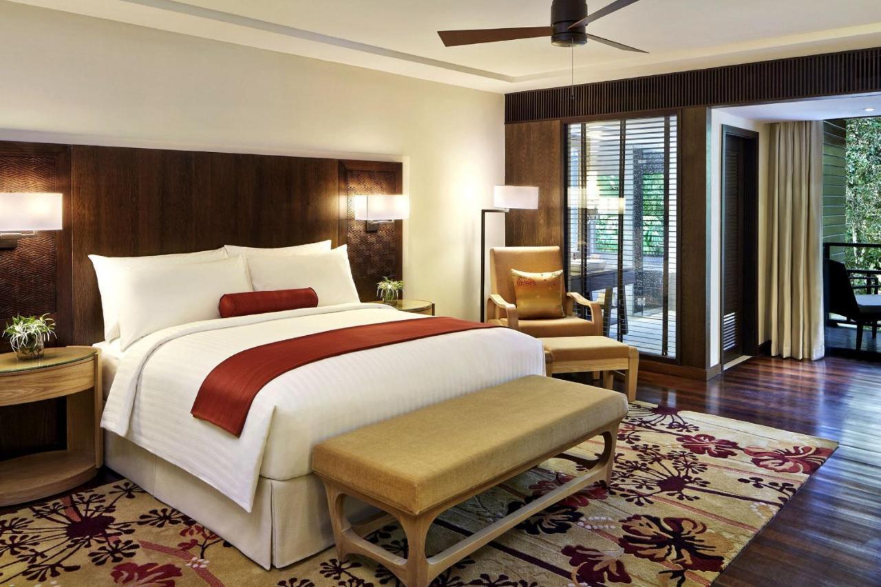 Mulu Marriott Resort Exterior photo