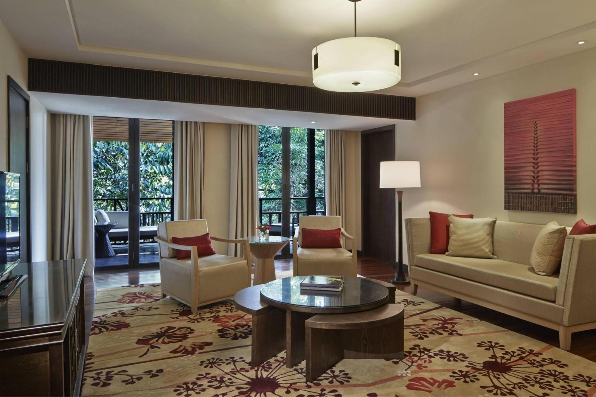 Mulu Marriott Resort Exterior photo