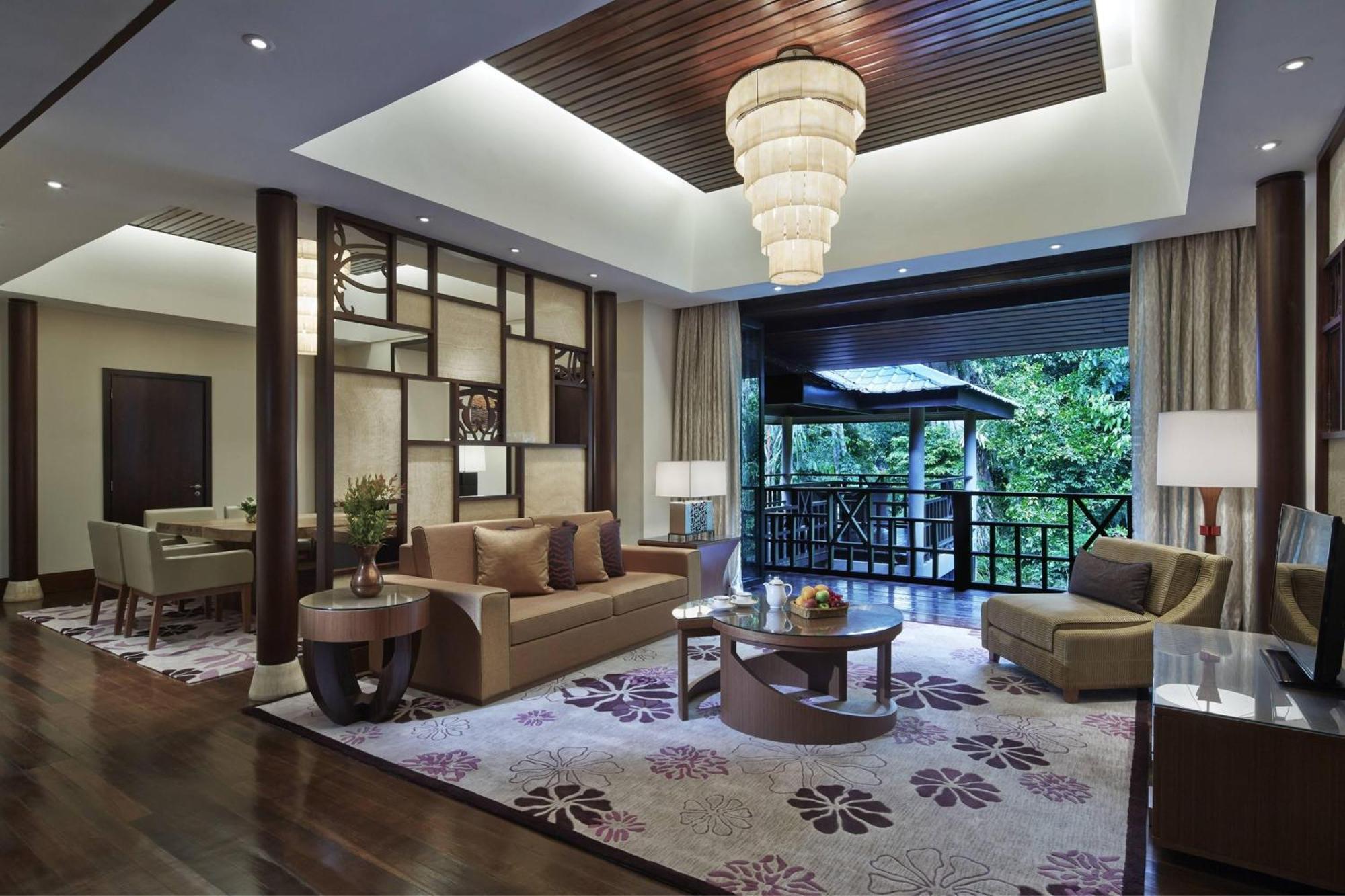 Mulu Marriott Resort Exterior photo