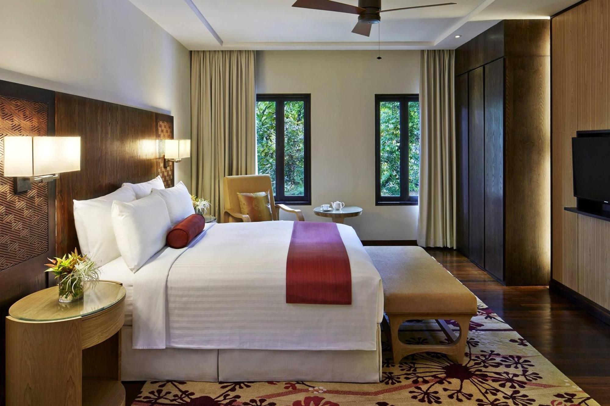 Mulu Marriott Resort Exterior photo