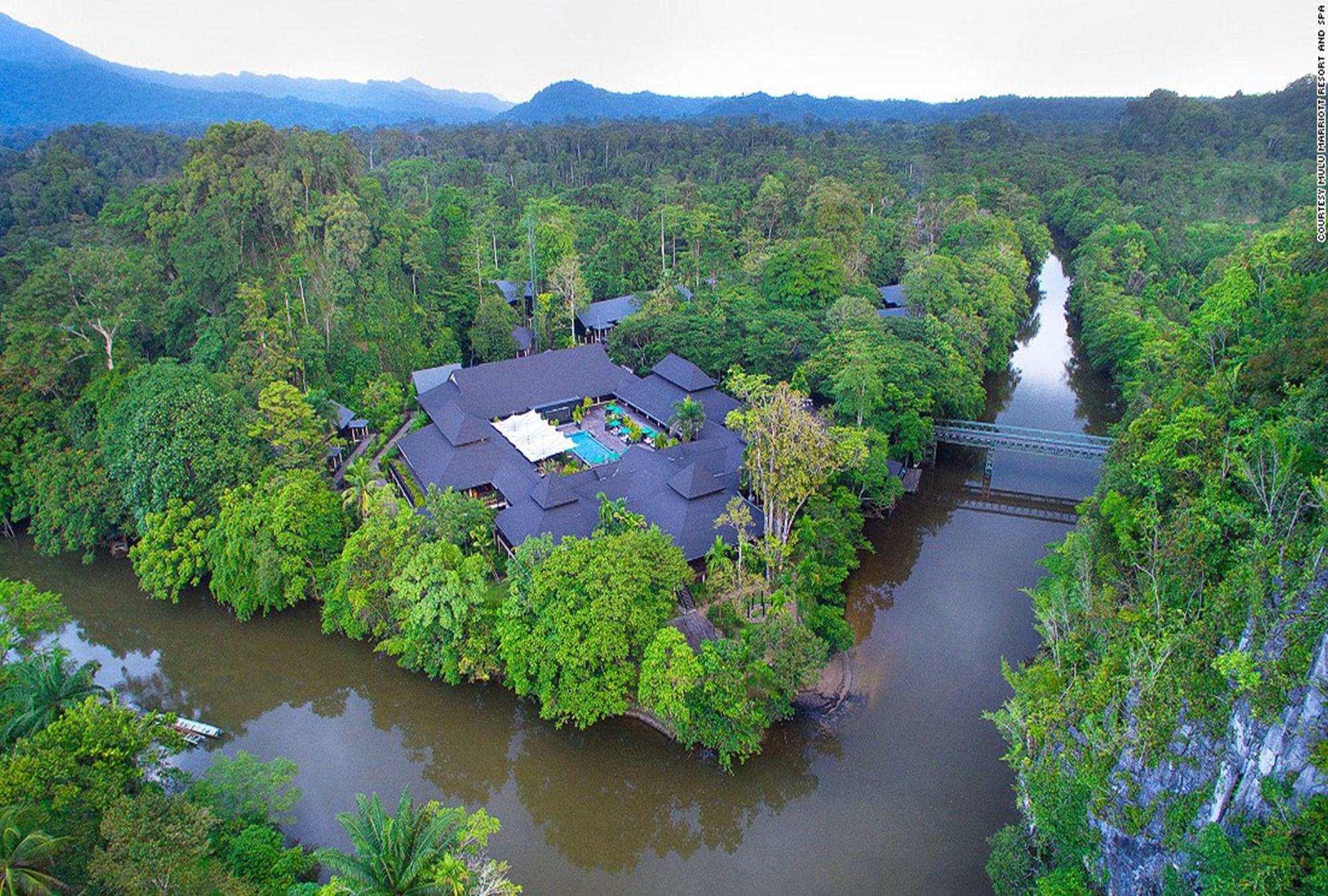 Mulu Marriott Resort Exterior photo